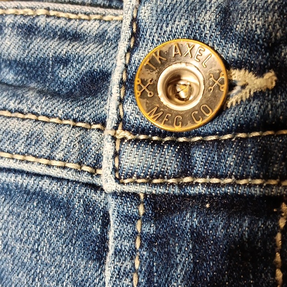 TK Axel Men's Distressed Jeans. - Picture 6 of 14